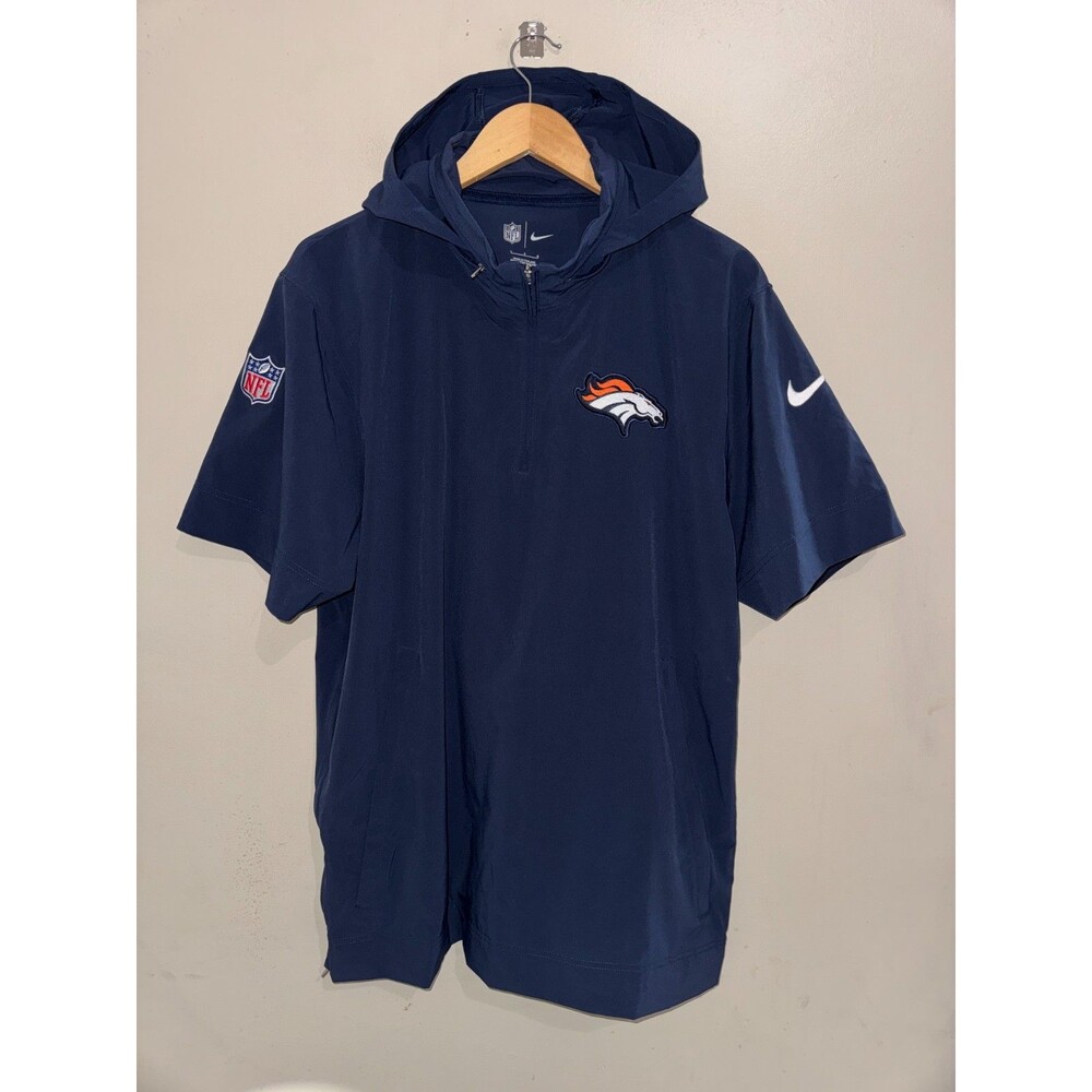 Mens L Nike NFL Denver Broncos Team Issued PE 1/4 Zip Short Sleeve Hooded Jacket